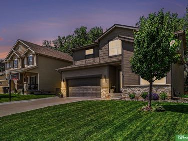8412 S 169th Street, Omaha, NE 68136