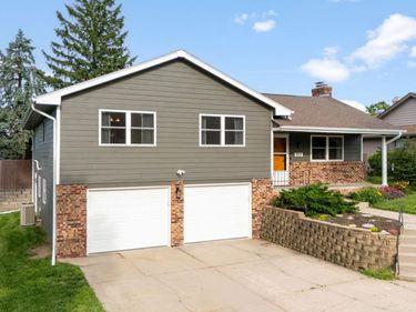 1859 S 133rd Street, Omaha, NE 68144