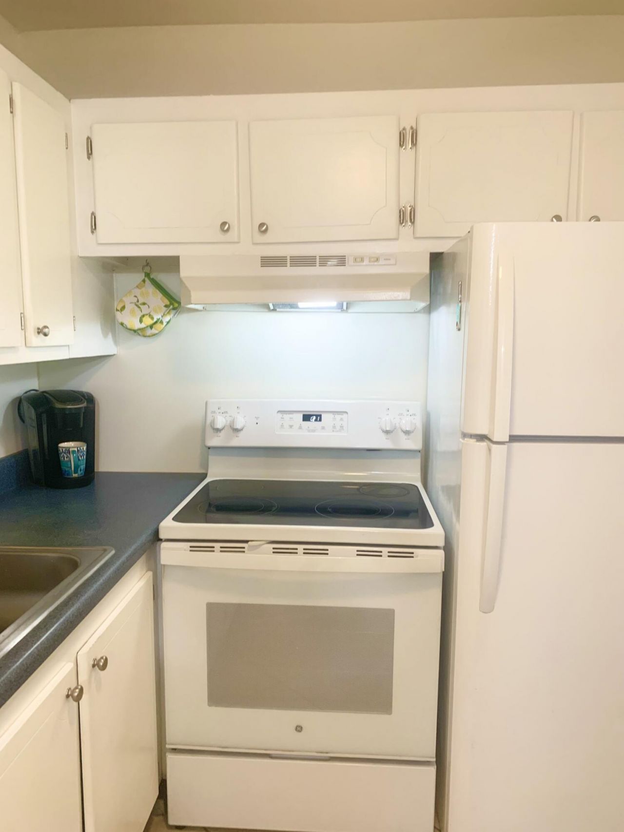 123 Canterbury E, West Palm Beach, FL 33417 Photo