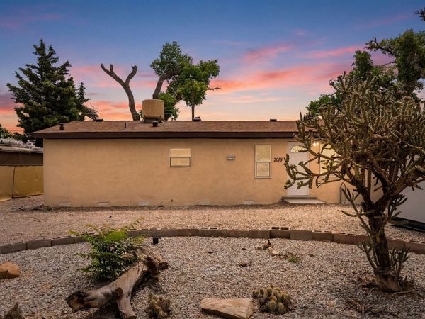 2016 Nancy Street SW, Albuquerque, NM 87105