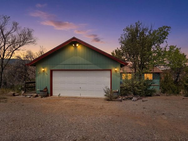 73 Vallecitos Road , Tijeras, NM 87059