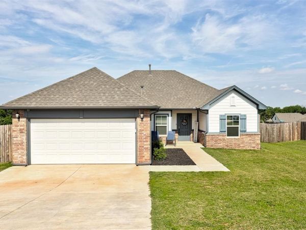 13133 Huntington Drive, Edmond, OK 73025