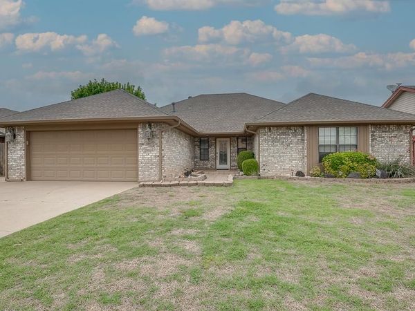 8113 NW 118th Street, Oklahoma City, OK 73162