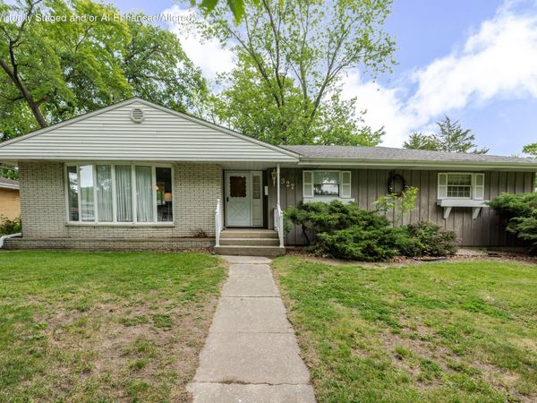 327 Softwood Drive , Hobart, IN 46342