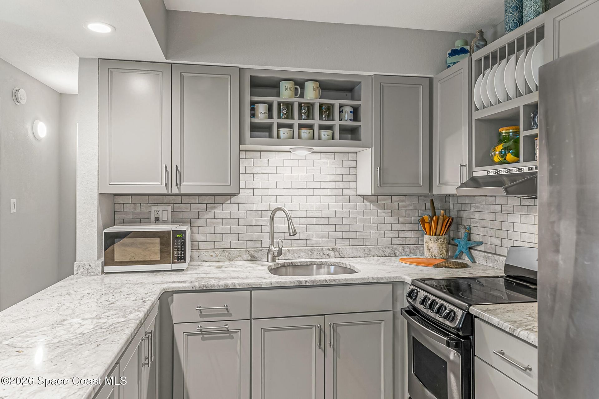 2625 S Atlantic Avenue, Unit 4, Cocoa Beach, FL 32931 Photo