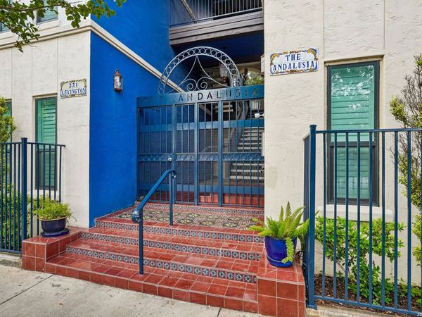 221 Lexington Ave, Unit 106, San Antonio, TX 78215