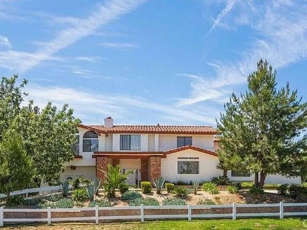 2260 Indian Creek Road, Diamond Bar, CA 91765
