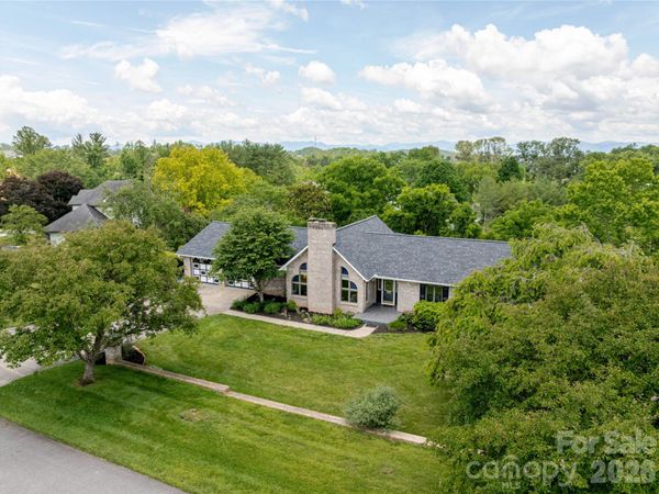 8 Scenic View Road , Weaverville, NC 28787