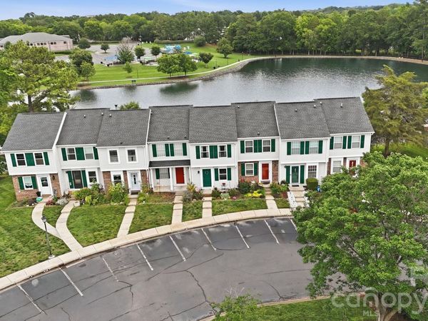122 Water Oak Drive , Pineville, NC 28134