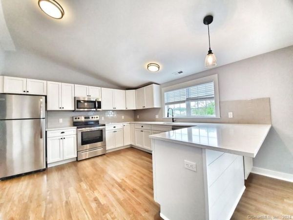 5 Isaacs , Unit 3A, Norwalk, CT 06850