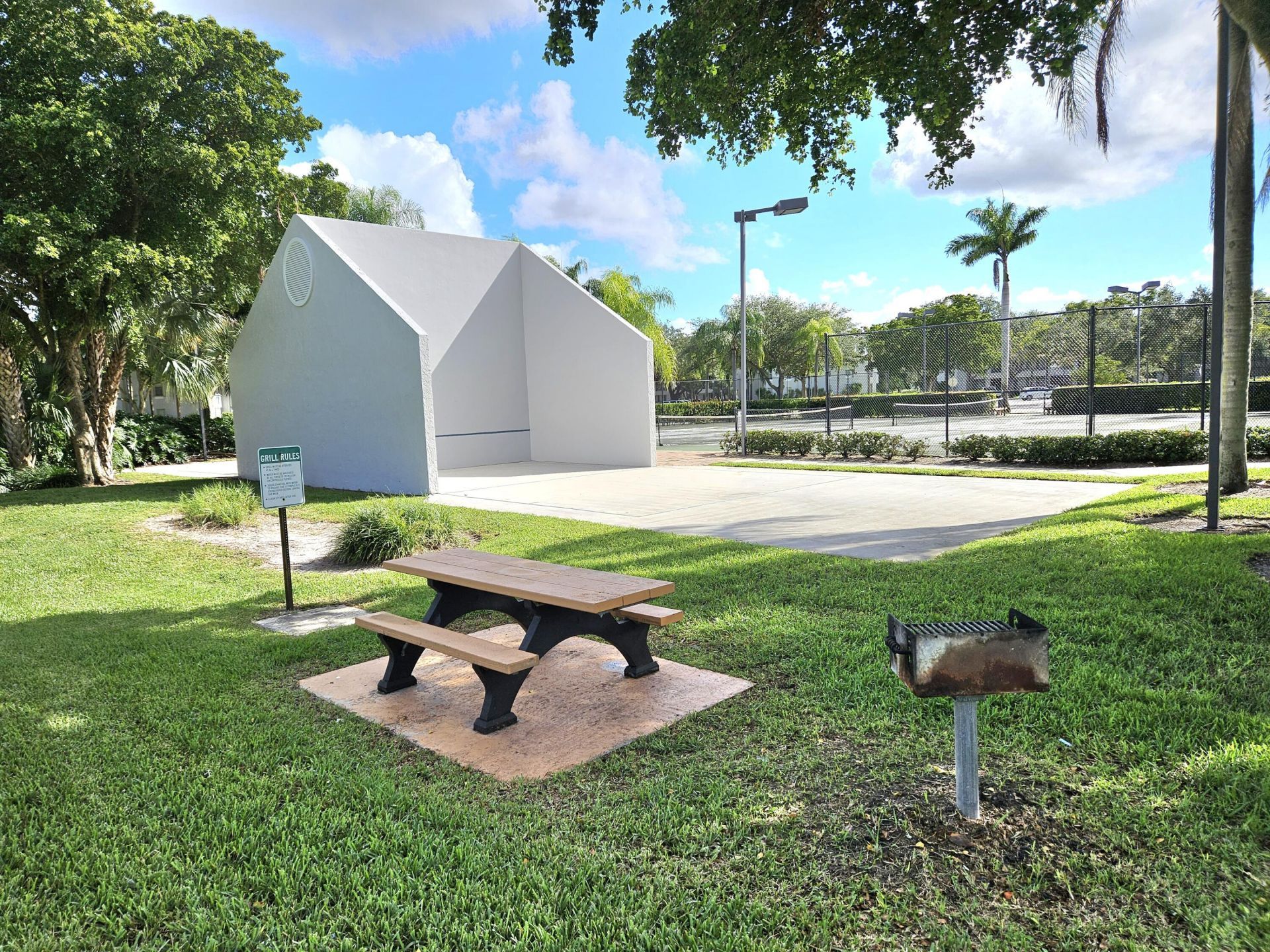 631 Lyons Road, Unit 12204, Coconut Creek, FL 33063 Photo