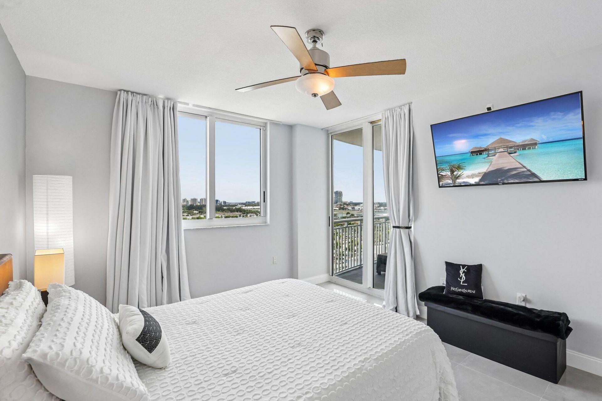 1755 E Hallandale Beach Boulevard, Unit 1207 E, Hallandale Beach, FL 33009 Photo