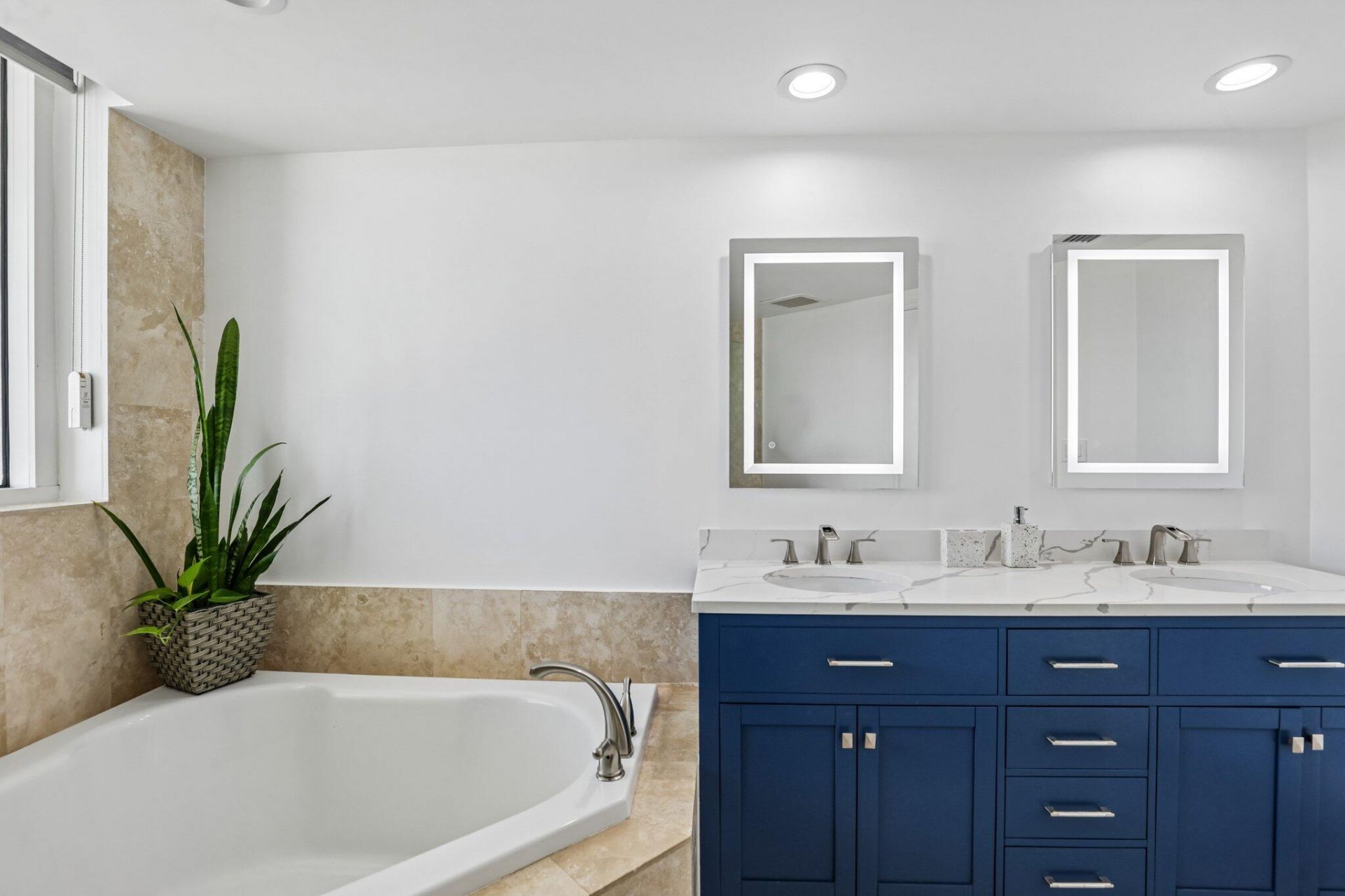 1755 E Hallandale Beach Boulevard, Unit 1207 E, Hallandale Beach, FL 33009 Photo