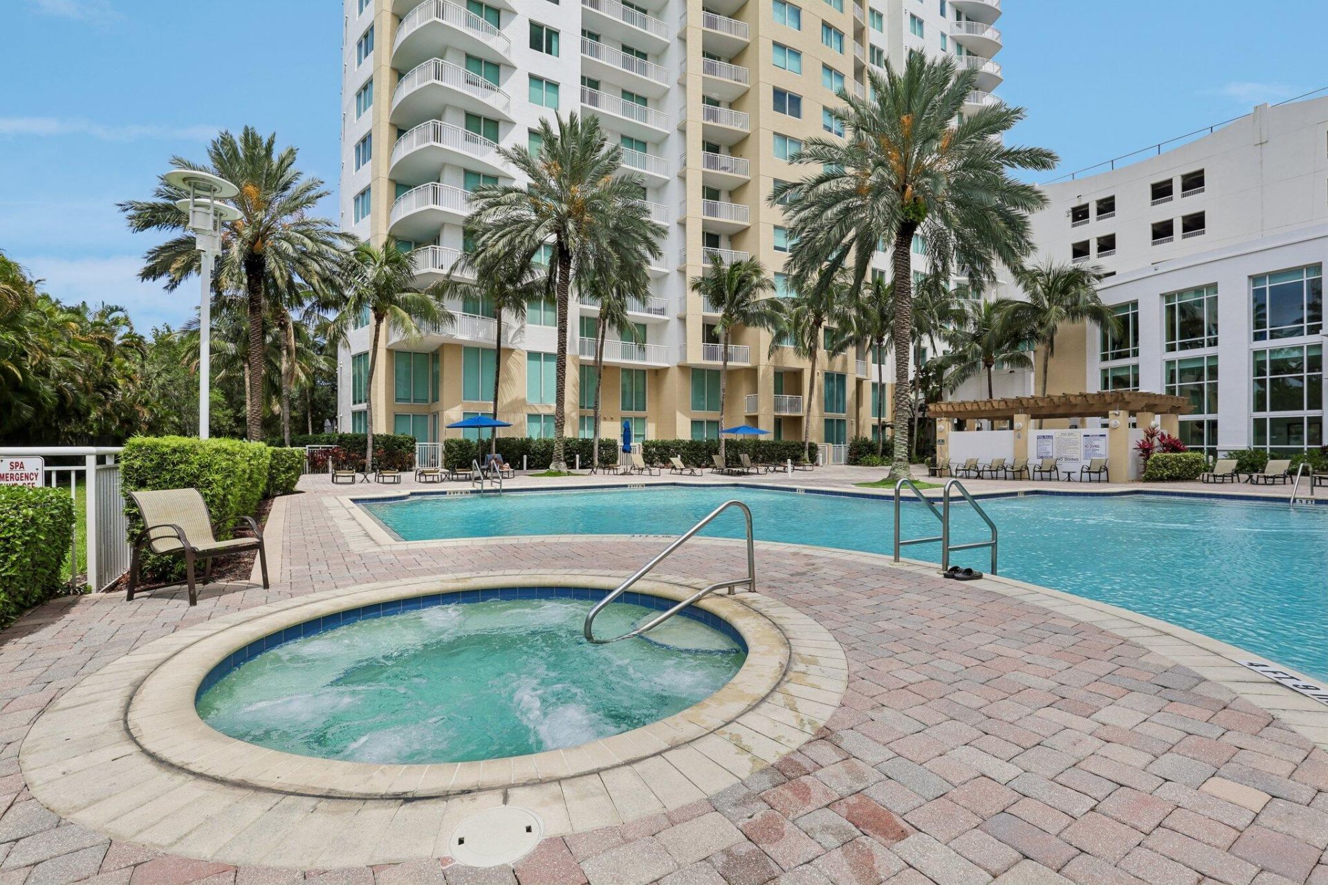 1755 E Hallandale Beach Boulevard, Unit 1207 E, Hallandale Beach, FL 33009 Photo