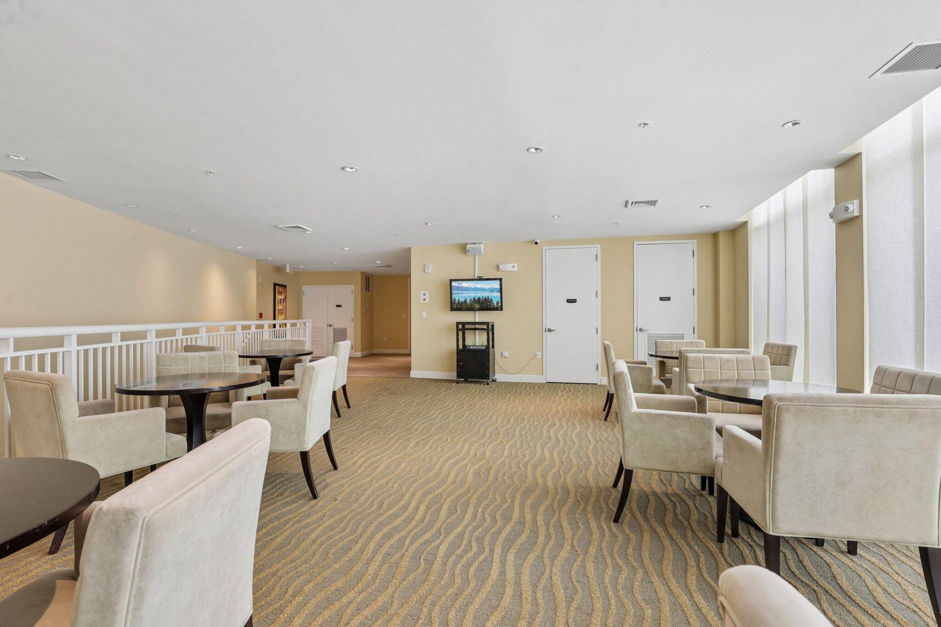 1755 E Hallandale Beach Boulevard, Unit 1207 E, Hallandale Beach, FL 33009 Photo