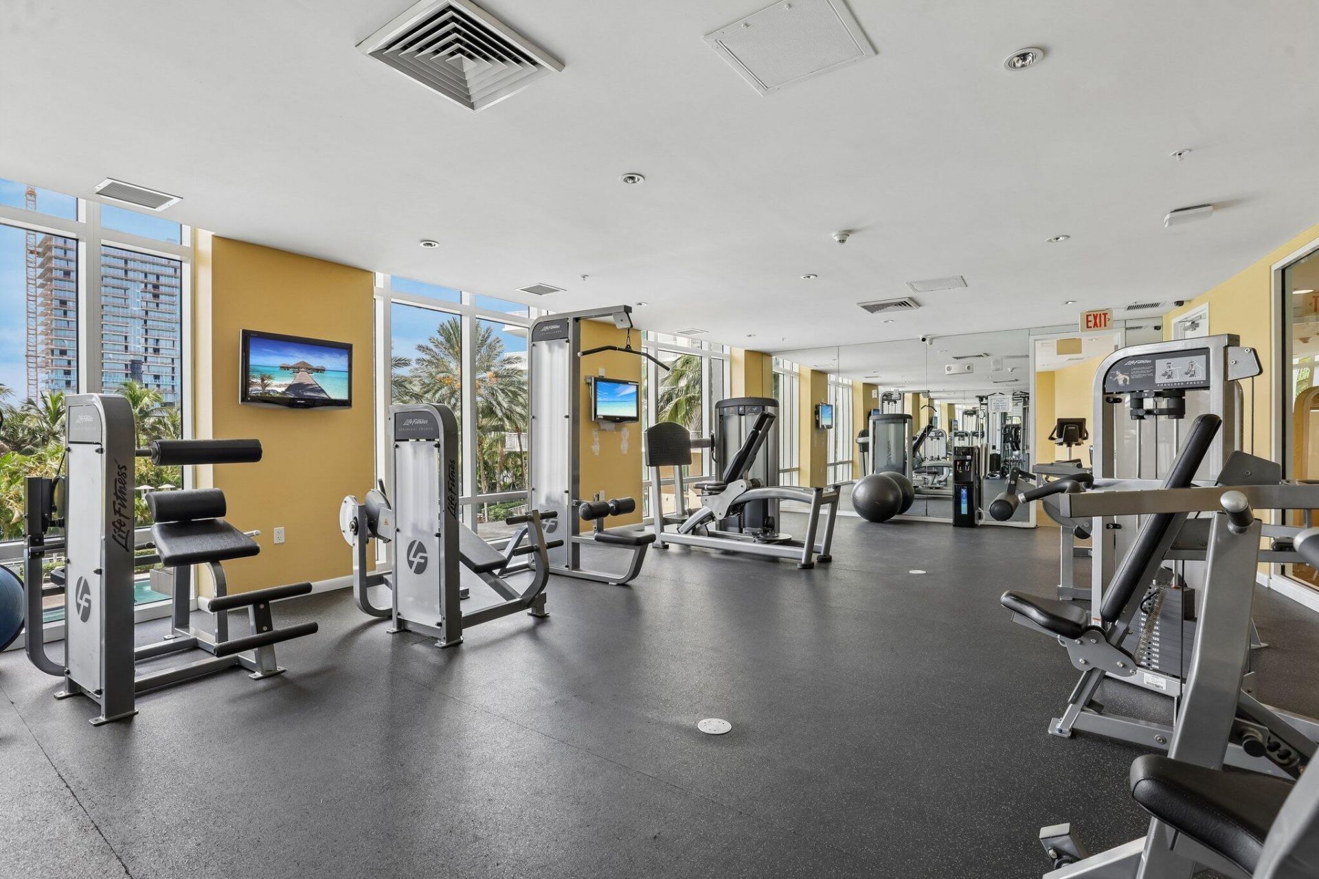 1755 E Hallandale Beach Boulevard, Unit 1207 E, Hallandale Beach, FL 33009 Photo