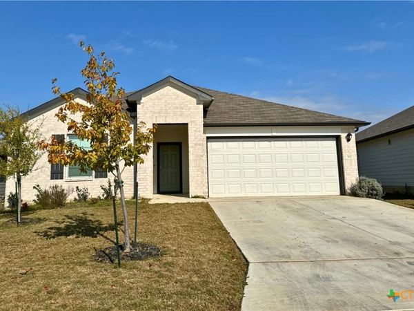 937 Armadillo Drive , Seguin, TX 78155