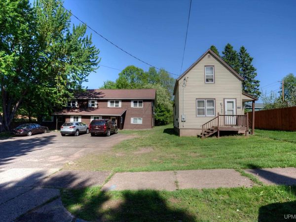 1114 N Douglas Boulevard, Ironwood, MI 49938