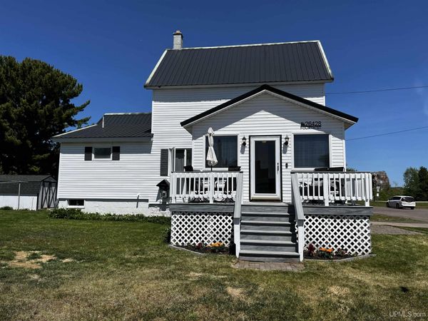 26428 4th Street, Osceola Twp, MI 49934
