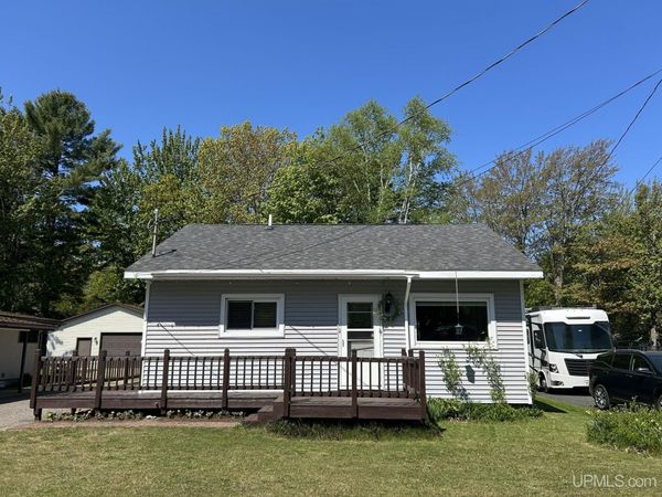 1615 Gray Street, Marquette, MI 49855