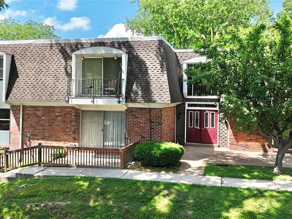 1061 Lafayette Court, Unit A, Collinsville, IL 62234
