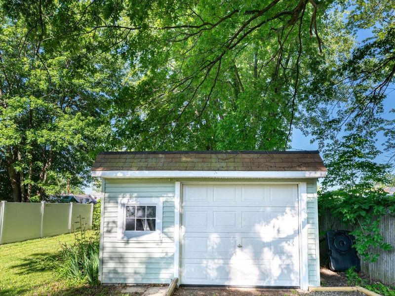 5600 Hickory Street, Mentor on the Lake, OH 44060 Photo 30