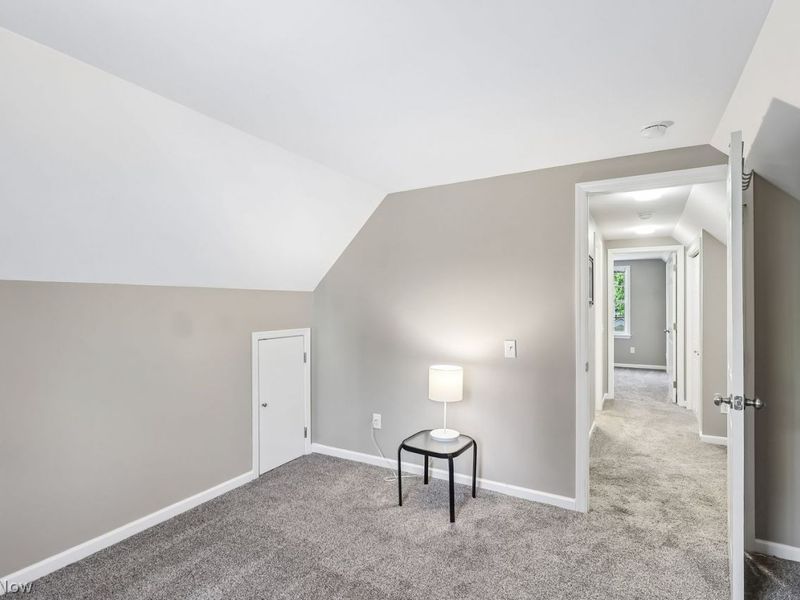 4415 Fenwick Avenue, Cleveland, OH 44113 Photo 28
