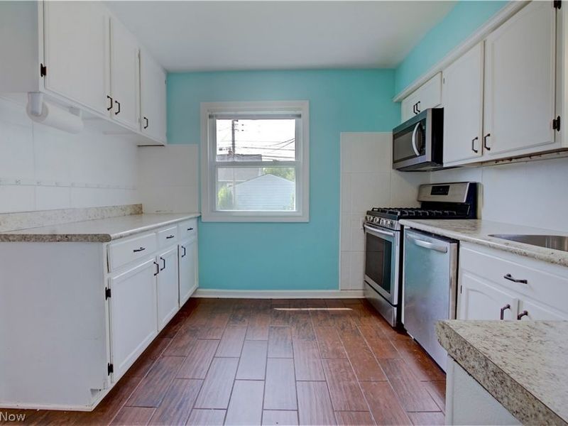 6715 Wilber Avenue , Parma, OH 44129 Photo 10