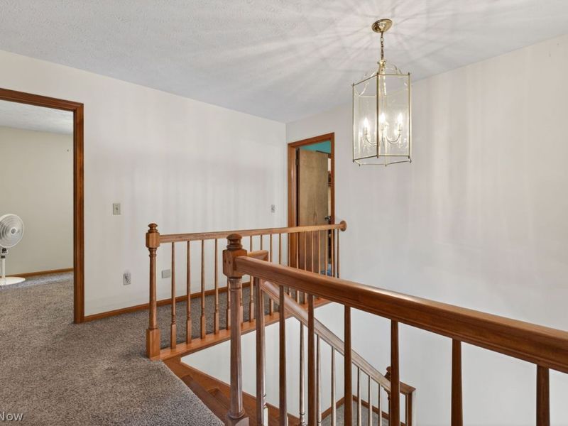 657 Cherry Valley Drive, Amherst, OH 44001 Photo 28