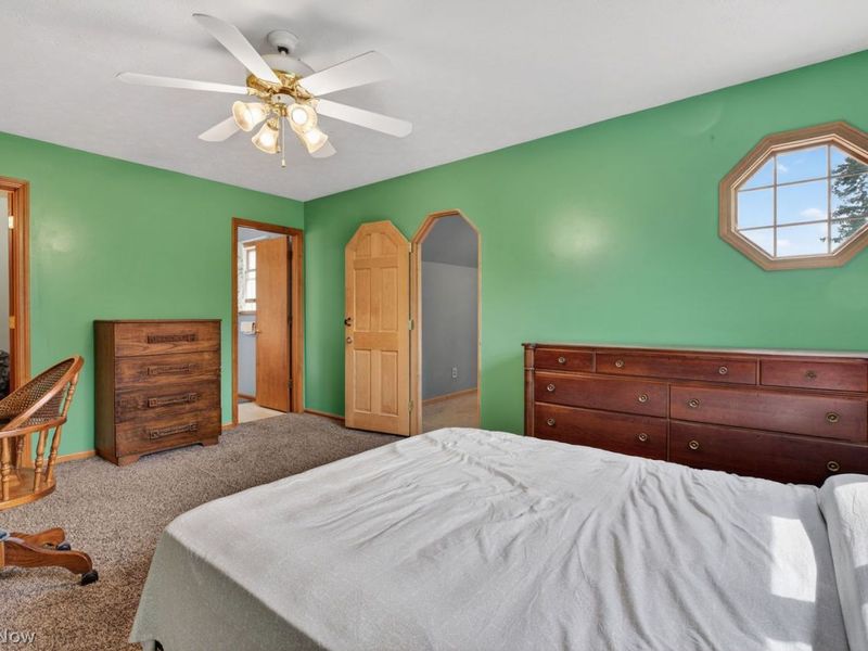657 Cherry Valley Drive, Amherst, OH 44001 Photo 29