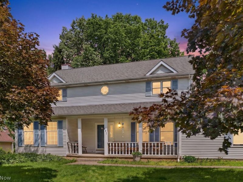 657 Cherry Valley Drive, Amherst, OH 44001 Photo 3