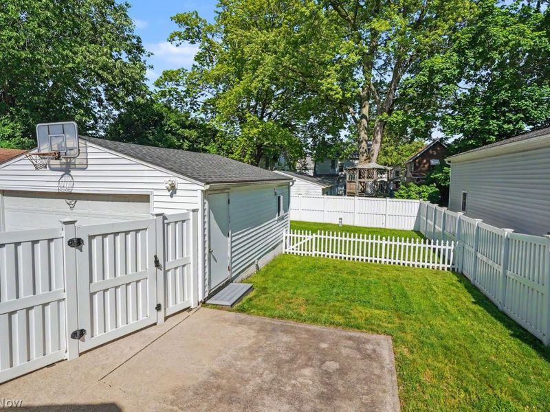 1739 13th Street , Cuyahoga Falls, OH 44223 Photo 31