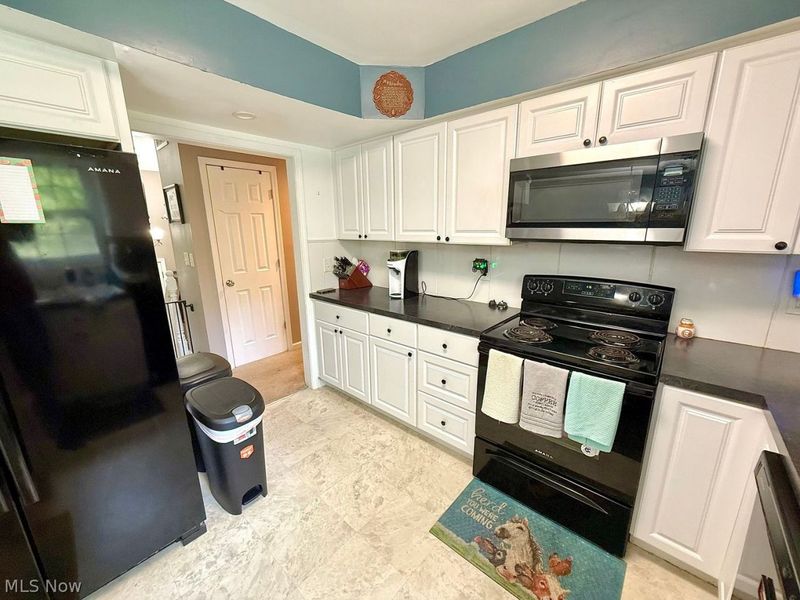 879 Kimberly Circle, Oberlin, OH 44074 Photo 15