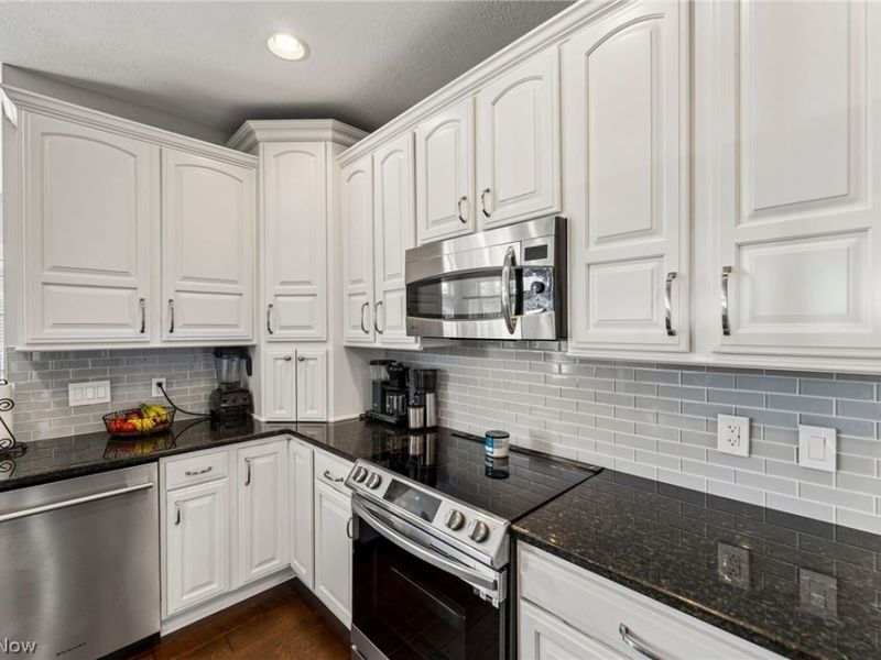 3396 Napa Boulevard, Avon, OH 44011 Photo 13