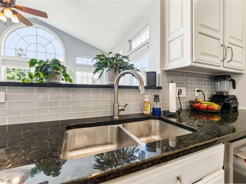 3396 Napa Boulevard, Avon, OH 44011 Photo 15