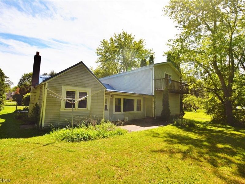 12516 Lake Drive, Burton, OH 44021 Photo 20