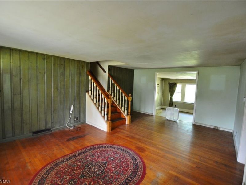 12516 Lake Drive, Burton, OH 44021 Photo 6
