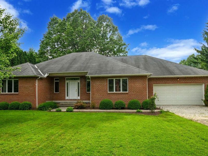 106 S Hametown Road , Copley, OH 44321 Photo 1