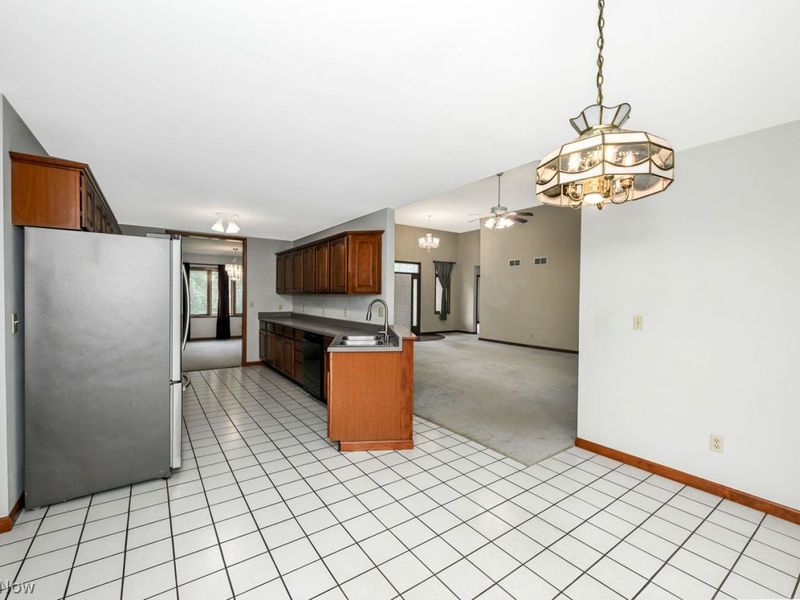 106 S Hametown Road , Copley, OH 44321 Photo 10