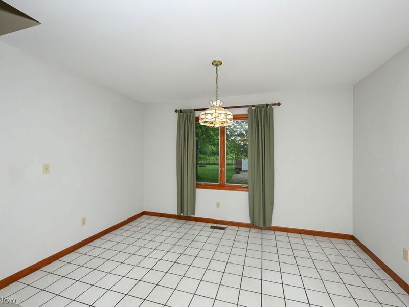106 S Hametown Road , Copley, OH 44321 Photo 12