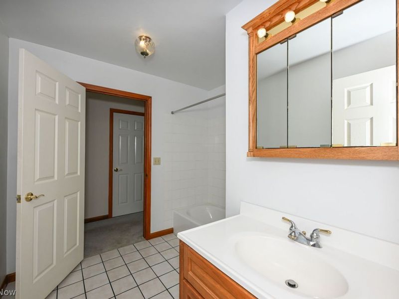 106 S Hametown Road , Copley, OH 44321 Photo 17