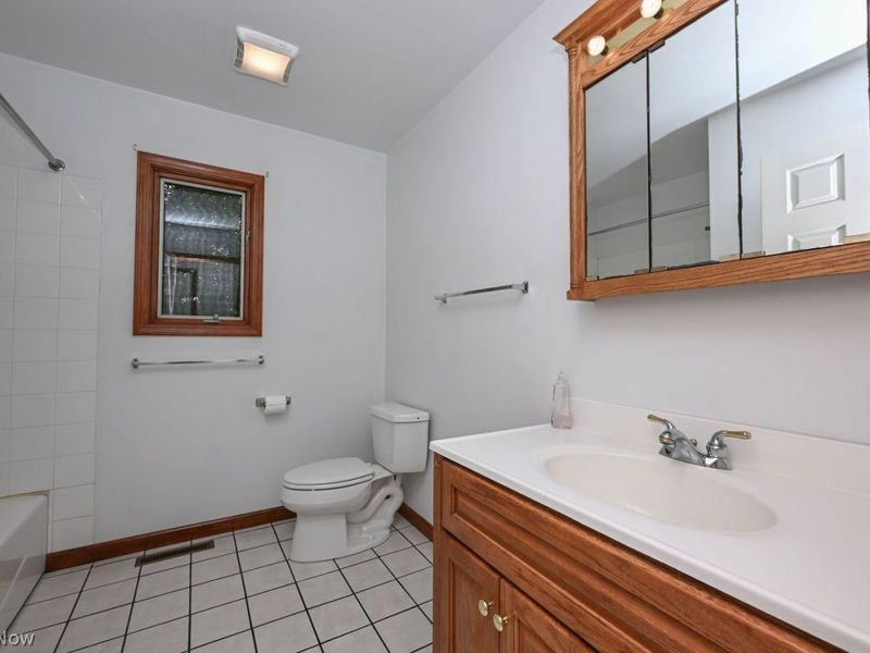 106 S Hametown Road , Copley, OH 44321 Photo 23