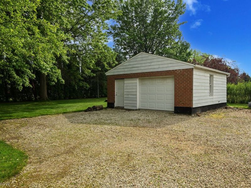 106 S Hametown Road , Copley, OH 44321 Photo 28