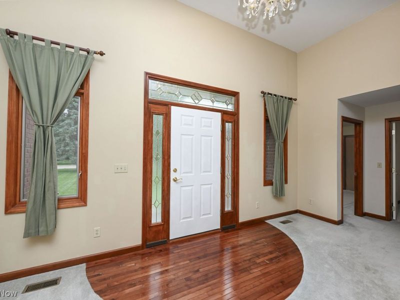 106 S Hametown Road , Copley, OH 44321 Photo 5