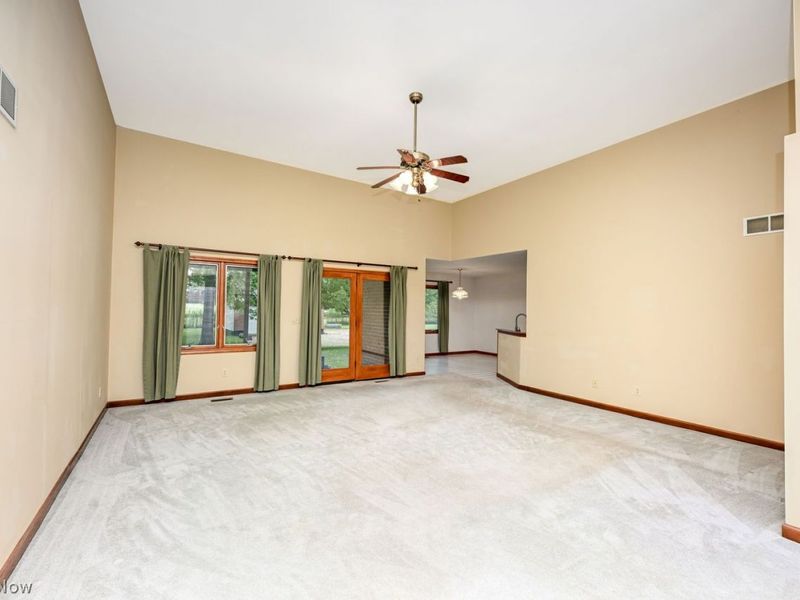 106 S Hametown Road , Copley, OH 44321 Photo 7