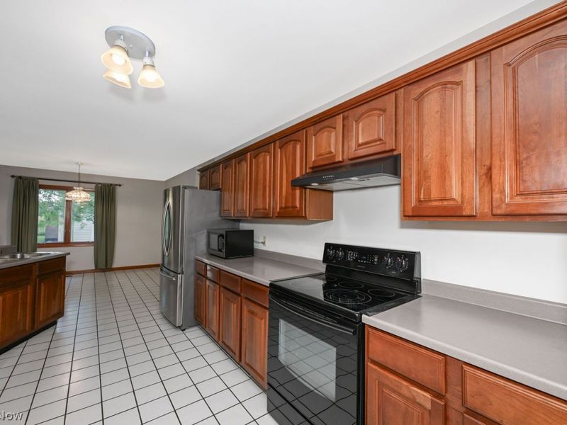 106 S Hametown Road , Copley, OH 44321 Photo 8