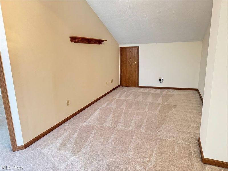 3393 Ivy Hill Circle, Unit D, Cortland, OH 44410 Photo 12