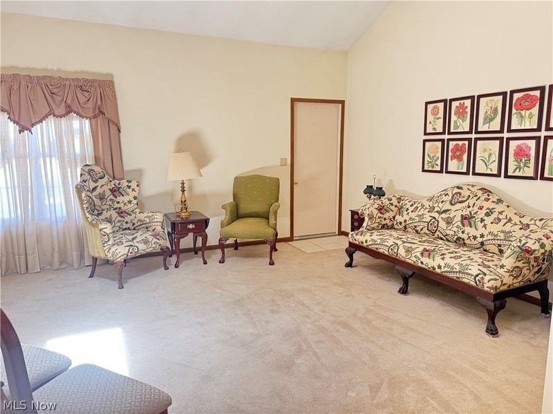 3393 Ivy Hill Circle, Unit D, Cortland, OH 44410 Photo 4