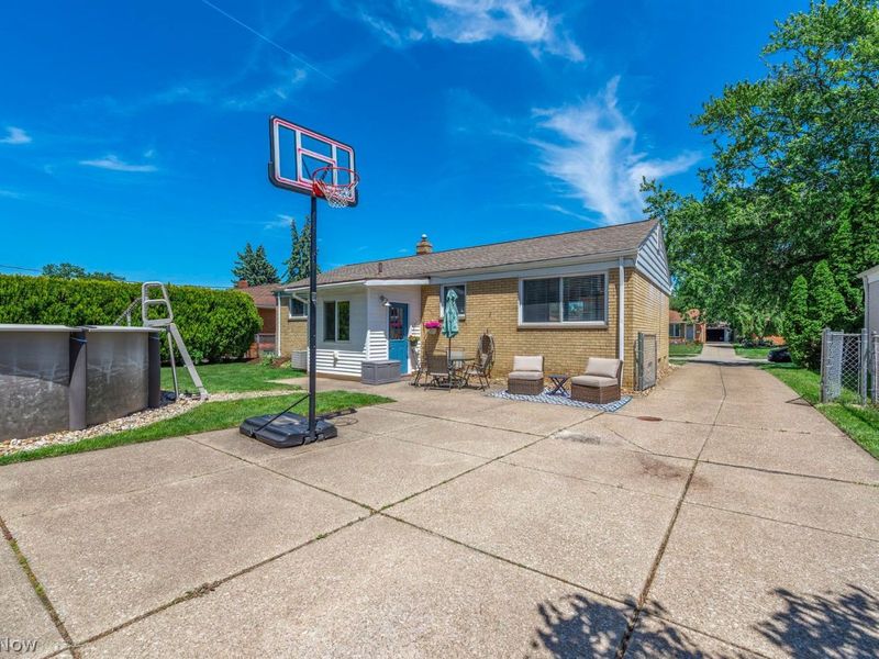 3820 W 212th Street , Fairview Park, OH 44126 Photo 41