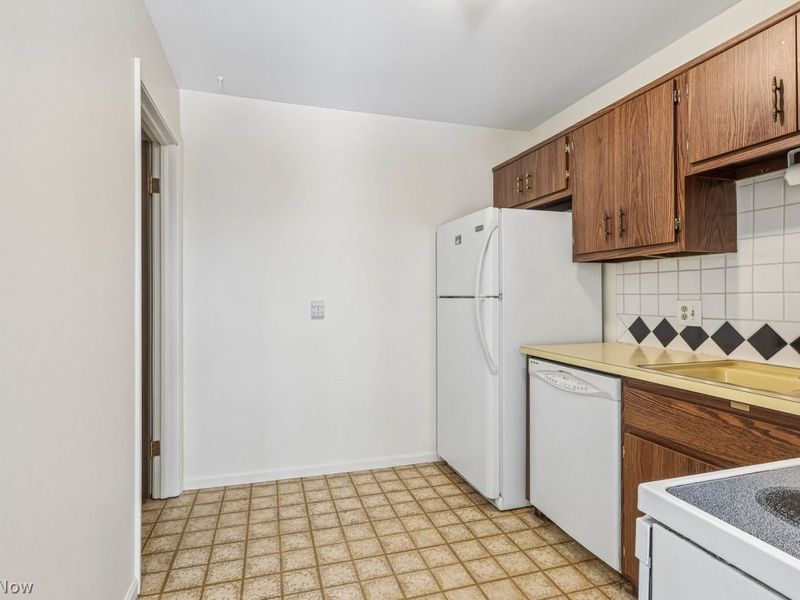 1155 Charter Oak , Unit 307, Westlake, OH 44145 Photo 12